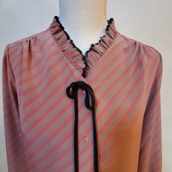 Vintage pink and tan button-up striped blouse shirt with black trim on collar -M - Picture 8 of 12